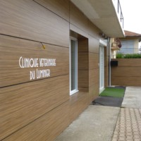 Façade en panneaux composite colorés made with Lofoten