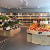 présentoir en bois pour magasin